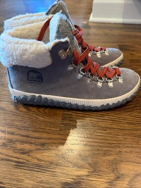 Sorel Women’s Gray Suede Waterproof Boot with Red Laces